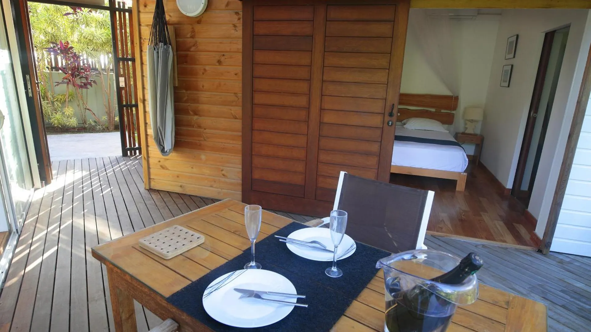 Les Cottages Est Et Ouest Coco Cannelle 데샤이에스 0*,