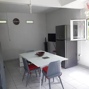  Hébergement de vacances Duplex La Rivière